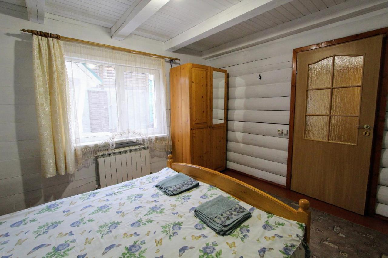 Мала Одеса Hotel Yablunytsya Exterior photo